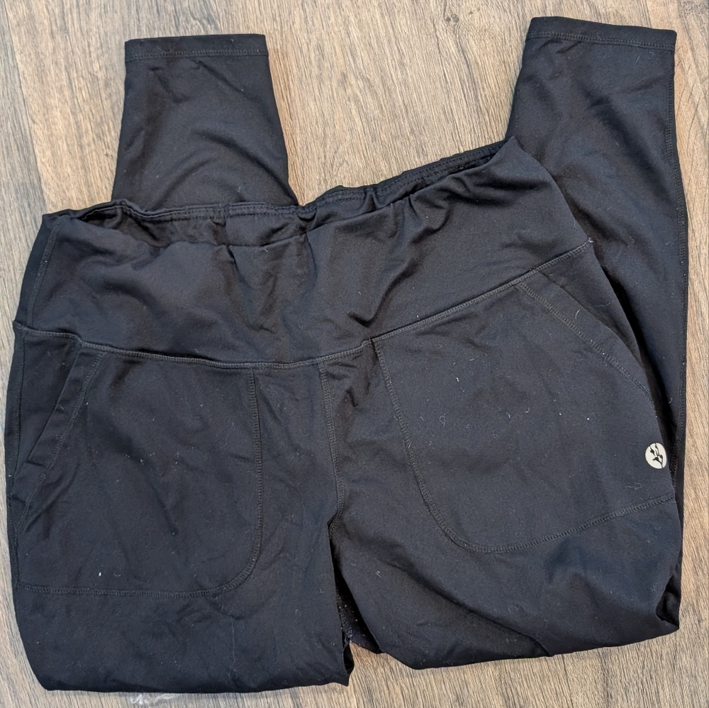 Torrid Active Black Leggings With Pockets